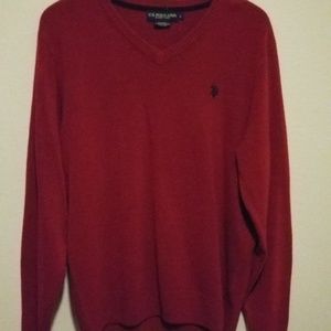 V neck sweater